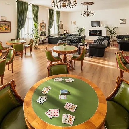 Marcora & מלון 3*