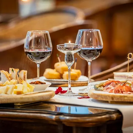 Marcora & Ξενοδοχείο