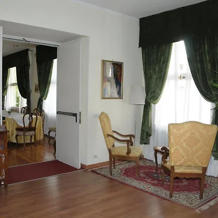 Marcora & Ξενοδοχείο