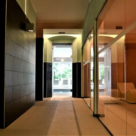 Marcora & Ξενοδοχείο