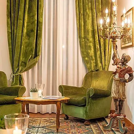 Otel Marcora & 3*